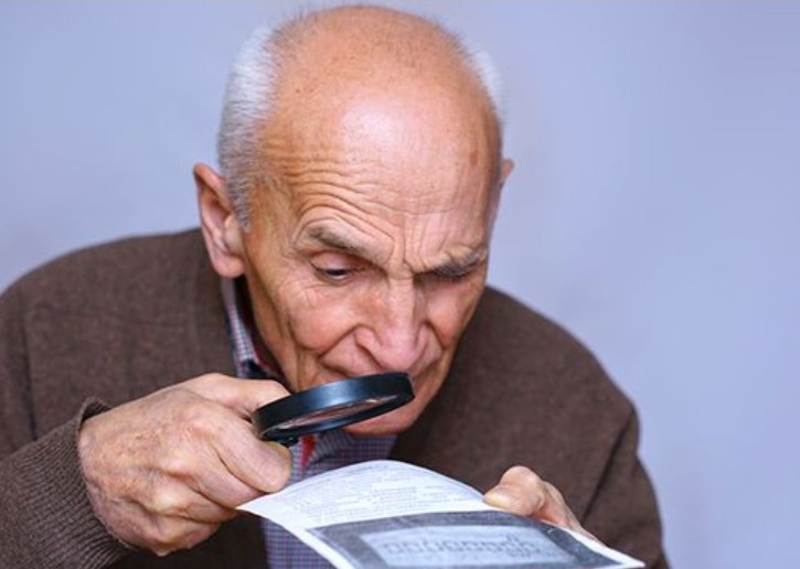 Low Vision Rehabilitation